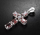 Серебряный кулон-крест с альмандинами гранатами