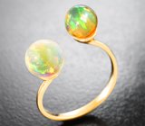 Золотое кольцо с кристаллическими эфиопскими опалами 2,59 карата