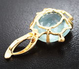 Золотой кулон с крупным аквамарином 13,34 карата и танзанитами