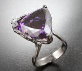 Серебряное кольцо с крупным уругвайским аметистом 20,91 карата и топазами
