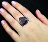Серебряное кольцо с крупным уругвайским аметистом 20,91 карата и топазами