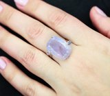 Золотое кольцо с крупным насыщенным лавандовым аметистом 14,15 карата и сапфирами