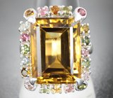 Серебряное кольцо с крупным цитрином 17,18 карата и самоцветами