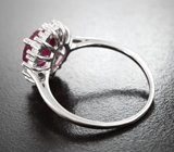 Серебряное кольцо с крупным рубином