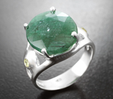 Серебряное кольцо с изумрудом 6,03 карата и перидотами Серебро 925