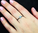 Элегантное серебряное кольцо с апатитом и черными шпинелями
