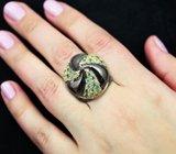 Серебряное кольцо с перидотами