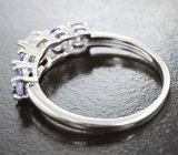 Серебряное кольцо с кристаллическим эфиопским опалом и танзанитами