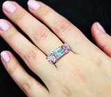 Замечательное серебряное кольцо с голубым топазом и аметистами