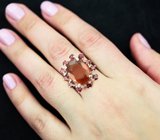 Серебряное кольцо с карнелианом и родолитами