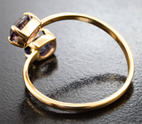 Золотое кольцо с редкими насыщенными гранатами со сменой цвета 1,67 карата