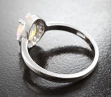 Праздничное серебряное кольцо с ограненным эфиопским опалом и разноцветными сапфирами Серебро 925