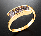 Золотое кольцо с гранатами со сменой цвета 1,49 карата