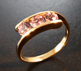 Золотое кольцо с гранатами со сменой цвета 1,49 карата