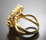 Серебряное кольцо с авантюрином и голубыми топазами
