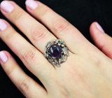 Серебряное кольцо со сливовым аметистом и изумрудами