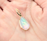 Золотой кулон с крупным ярким кристаллическим эфиопским опалом 6,73 карата