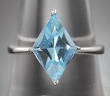 Изящное серебряное кольцо с голубым топазом авторской огранки Серебро 925