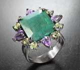 Серебряное кольцо с изумрудом 5,86 карата, аметистами и перидотами