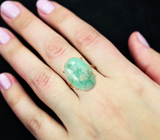 Золотое кольцо с крупным контрастным кабошоном уральского изумруда 18,38 карата