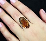Серебряное кольцо с ярким цитрином и родолитами