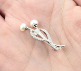 Изысканная серебряная брошь с жемчугом