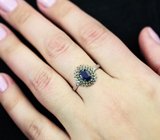 Эффектное серебряное кольцо с разноцветными сапфирами