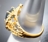 Эксклюзив! Крупное золотое кольцо с центральным насыщенным уральским александритом 2,97 карата, «неоновыми» александритами и бриллиантами