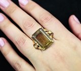Серебряное кольцо с крупным цитрином и перидотами