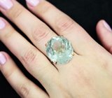 Золотое кольцо с чистейшим платиново-зеленым аметистом авторской огранки 13,99 карата