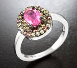 Серебряное кольцо с розовым «неоновым» и разноцветными сапфирами