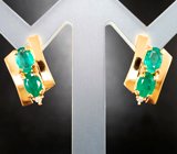 Золотые серьги с на редкость яркими насыщенными уральскими изумрудами 1,65 карата и бриллиантами