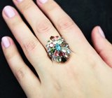 Превосходное серебряное кольцо с голубым топазом, разноцветными турмалинами и танзанитами