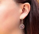 Золотые серьги с россыпью кристаллов рубиновой шпинели 2,55 карата под сапфировыми стеклами и ограненнными шпинелями