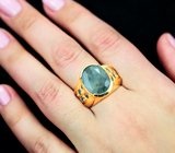 Массивное золотое кольцо с коллекционного размера уральским александритом 13,35 карата, чистейшими гранатами с александритовым эффектом и бриллиантами