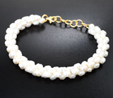 Объёмный «уютный» золотой браслет с «гроздьями» белоснежного жемчуга 58,6 карата