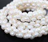 Объёмное «уютное» золотое колье с «гроздьями» белоснежного жемчуга 127,55 карата