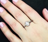 Элегантное серебряное кольцо с лунным камнем