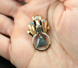 Золотой двусторонний массивный кулон с уральскими александритами 4,15 карата и бриллиантами