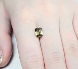 Зеленовато-желтый циркон 3,17 карата 