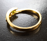 Золотое кольцо с уральскими демантоидами гранатами высокой дисперсии 0,28 карата