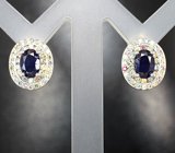 Серебряные серьги с насыщенно-синими и разноцветными сапфирами бриллиантовой огранки