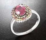 Праздничное серебряное кольцо с рубином и разноцветными сапфирами бриллиантовой огранки