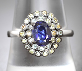 Серебряное кольцо с синим и разноцветными сапфирами бриллиантовой огранки