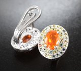 Яркие серебряные серьги с ограненными опалами и разноцветными сапфирами бриллиантовой огранки