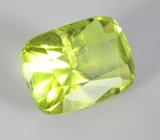 Яркий перидот 5,07 карата
