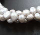 Золотой браслет с «гроздьями» серебристого жемчуга 181,5 карата