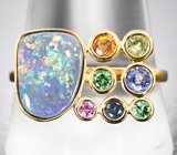 Кольцо с австралийским solid опалом 2,02 карата, разноцветными сапфирами и цаворитами гранатами