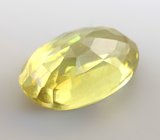 Зеленовато-желтый сфен 1,36 карата 