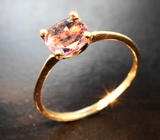 Золотое кольцо с редким гранатом со сменой цвета 1,41 карата